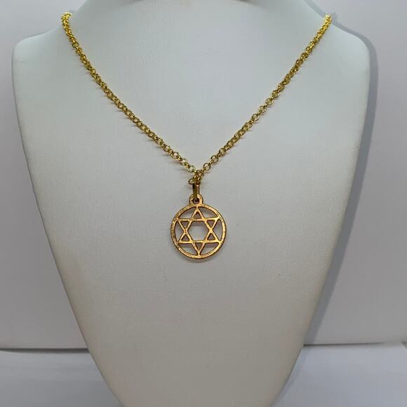 Gold-Tone Star Pendant Necklace - Picture 1 of 5